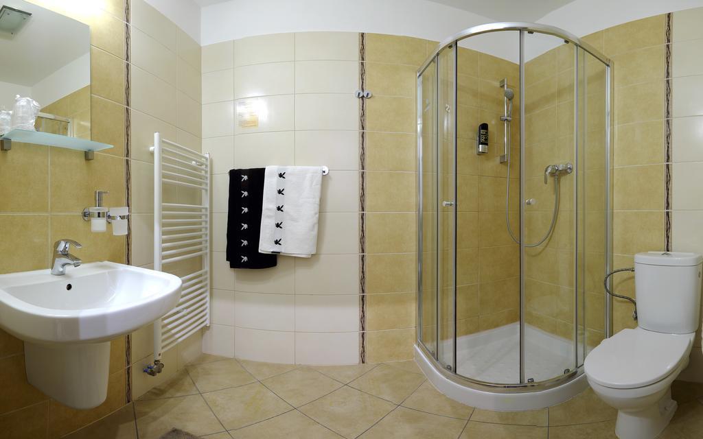 Luxury Apartment Krištof Bešeňová Chambre photo